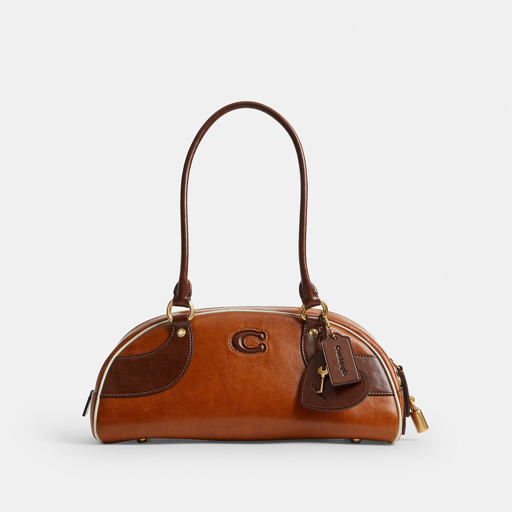 Coachtopia Bowling Shoulder Bag in Tan/Saddle with charms